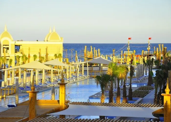 Titanic Royal-families And Couples Only Hurgada