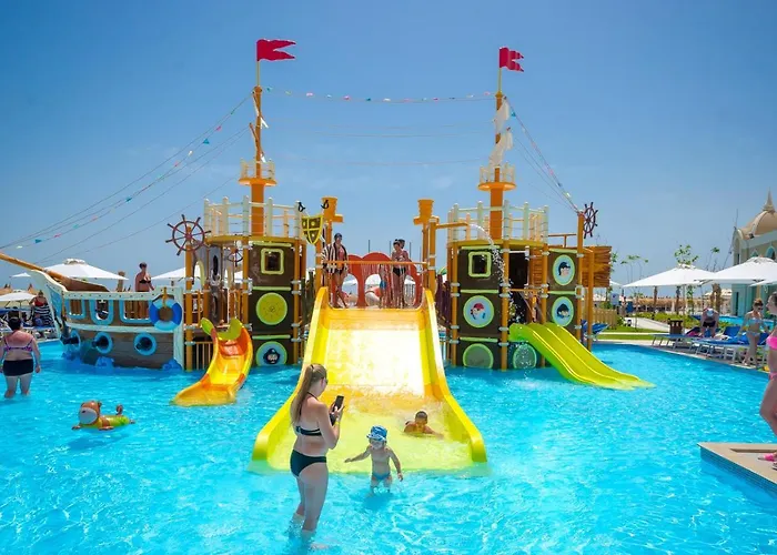 Titanic Royal-families And Couples Only